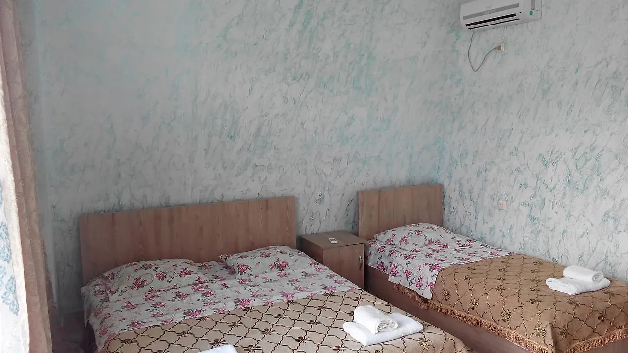 Guest House Vitali ゴニオ ホームステイ